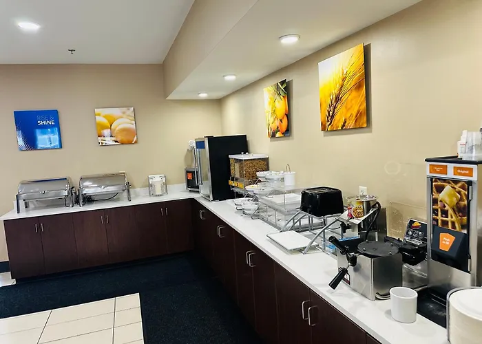 Comfort Suites